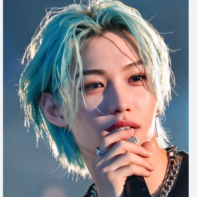 Chat with Felix, the  character AI chatbot