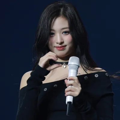 Chat with Ahyeon, the  character AI chatbot