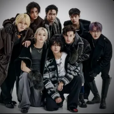 Chat with Stray Kids w/ your group, the  character AI chatbot