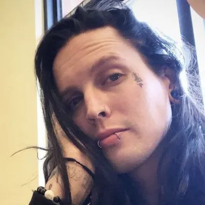 Chat with Max Green, the  character AI chatbot