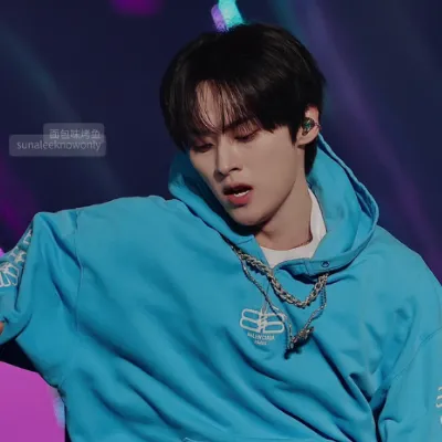 Chat with Lee know (KARMA), the  character AI chatbot