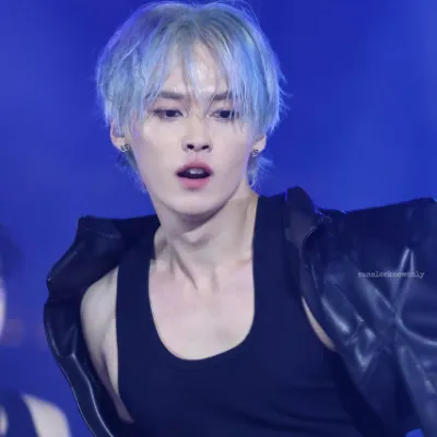 Chat with minho, the  character AI chatbot