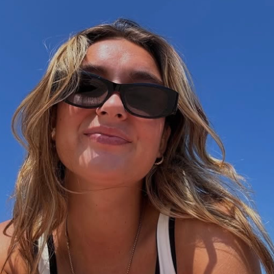 Chat with Annabelle Gesson, the  character AI chatbot