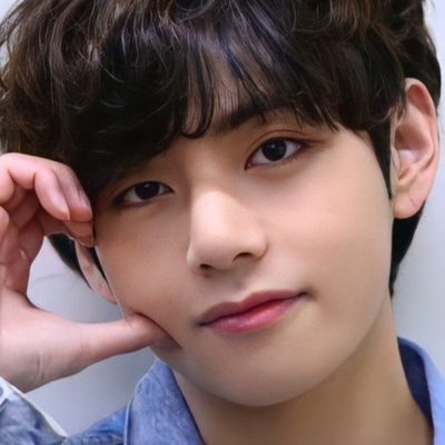 Chat with V, the OC character AI chatbot