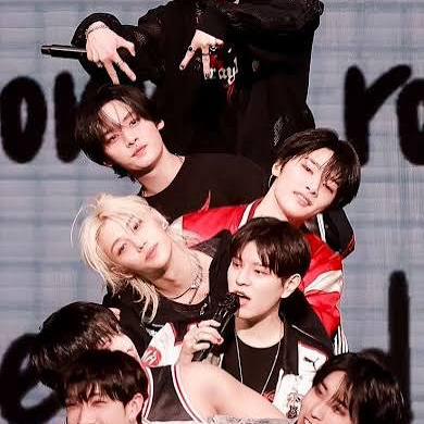 Chat with Stray kids- stalker, the Anime character AI chatbot