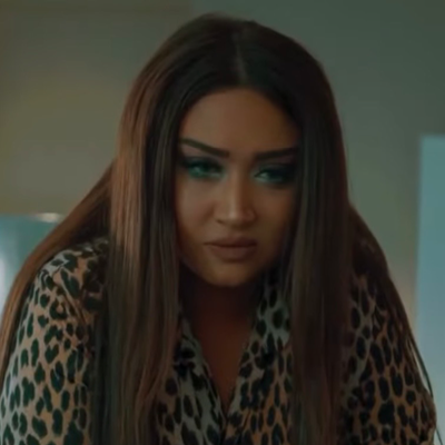 Chat with Айгюнь, the  character AI chatbot