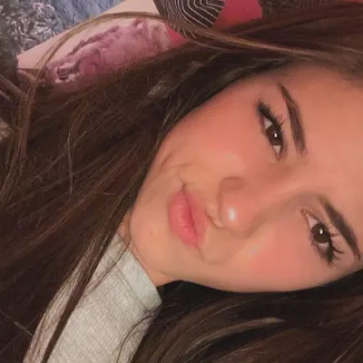 Chat with Emily, the Romance character AI chatbot