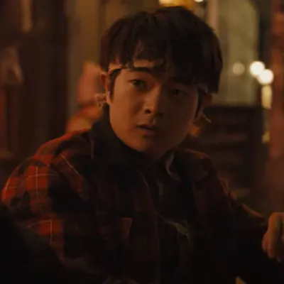 Chat with Li Fong, the Movie & TV character AI chatbot