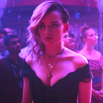 Chat with Maeve Wiley, the  character AI chatbot