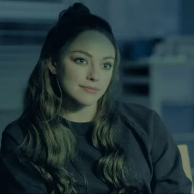 Chat with Hope Mikaelson, the  character AI chatbot