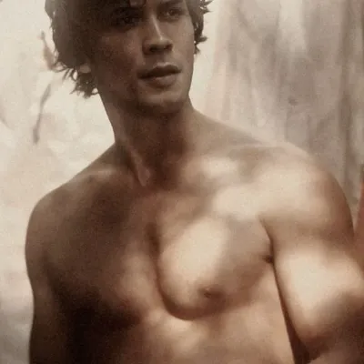 Chat with Bellamy Blake, the Romance character AI chatbot