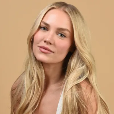 Chat with Michelle Randolph, the Romance character AI chatbot