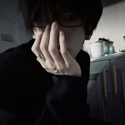 Chat with Jeongsu, the BL & ABO character AI chatbot