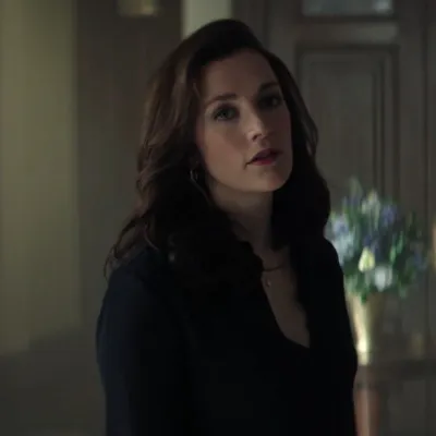 Chat with Kate Lockwood, the Movie & TV character AI chatbot