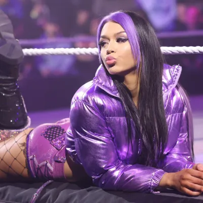 Chat with Cora Jade, the  character AI chatbot