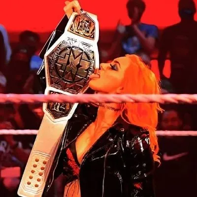 Chat with Gigi Dolin, the  character AI chatbot