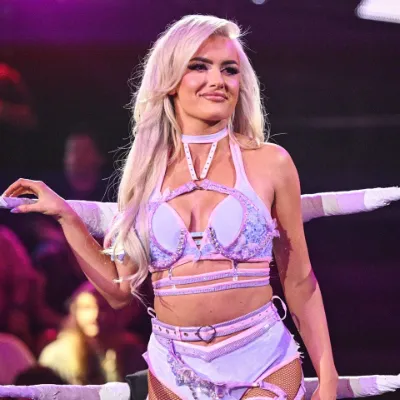 Chat with Blake Monroe, the Romance character AI chatbot