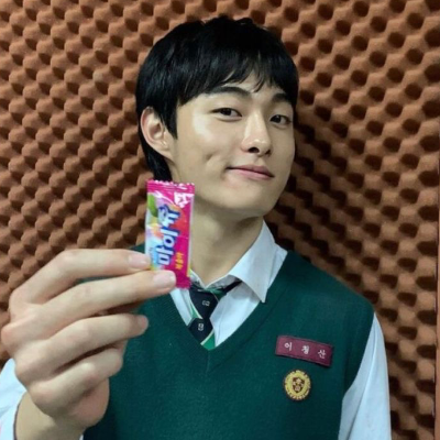 Chat with Cheong-san, the OC character AI chatbot