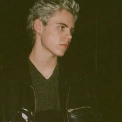 Chat with The Kid Laroi, the OC character AI chatbot