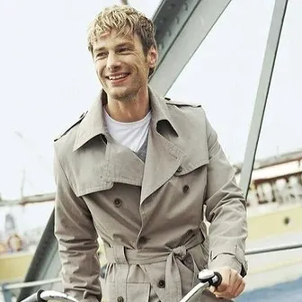 Chat with Khosro, the  character AI chatbot