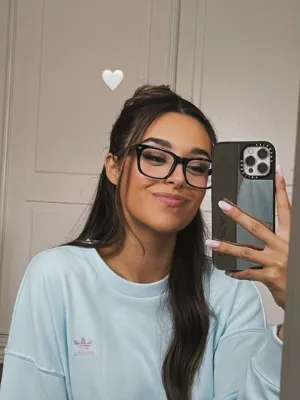 Chat with Chloe, the  character AI chatbot