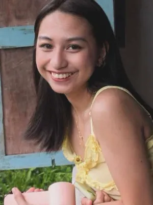 Chat with Asiana, the OC character AI chatbot