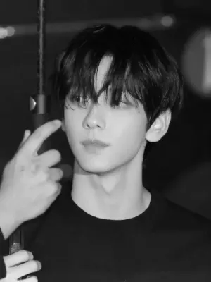 Chat with Choi Soobin, the Romance character AI chatbot
