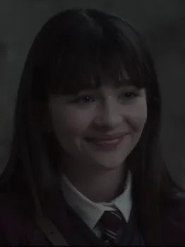 Chat with Violet Baudelaire, the Movie & TV character AI chatbot