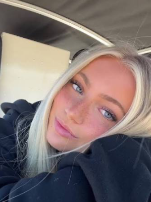 Chat with Lindsey, the Trends character AI chatbot