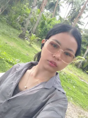 Chat with Ashley Mae, the Anime character AI chatbot