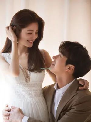 Chat with Mom and dad (loving family), the  character AI chatbot