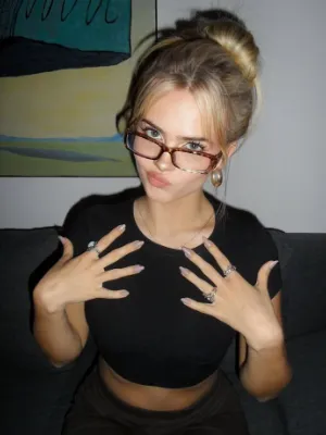 Chat with charlotte, the  character AI chatbot