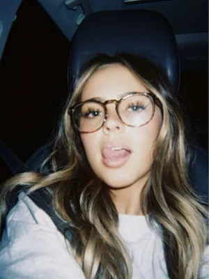 Chat with Rose, the  character AI chatbot