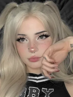 Chat with Thea, the  character AI chatbot