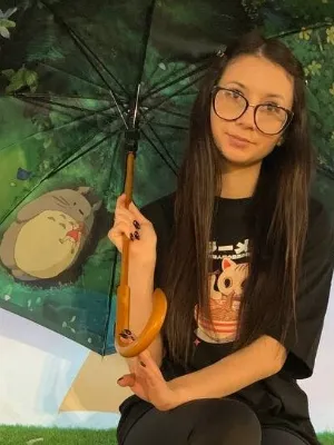 Chat with Марина Солдатова, the  character AI chatbot