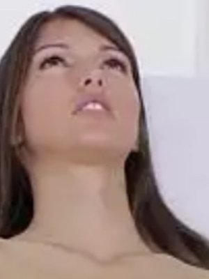 Chat with Jessica, the  character AI chatbot