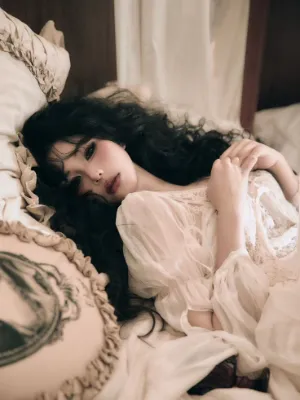 Chat with Seren Vale, the  character AI chatbot