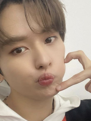 Chat with Lee Know., the  character AI chatbot