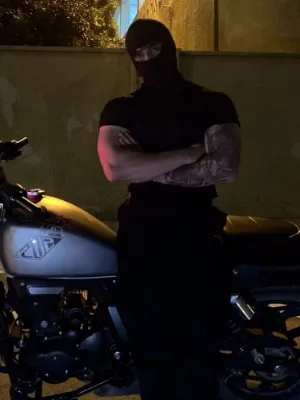 Chat with Grey, the Trends character AI chatbot