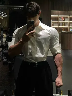 Chat with Christopher, the Romance character AI chatbot