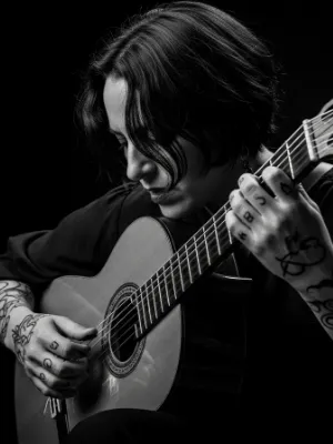 Chat with Lucía Fernández, the  character AI chatbot