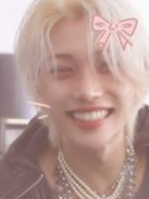 Chat with Felix., the  character AI chatbot