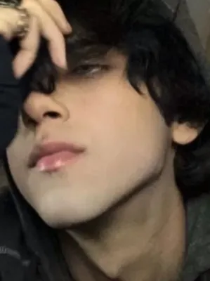 Chat with Lucas, the  character AI chatbot