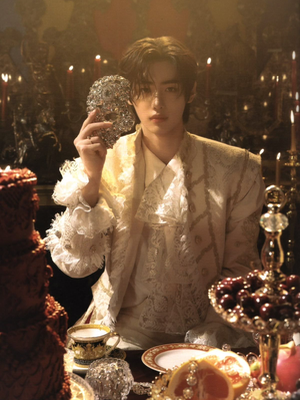 Chat with Sunghoon, the  character AI chatbot