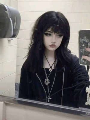 Chat with Willow, the  character AI chatbot