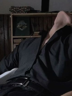 Chat with Dayen, the  character AI chatbot