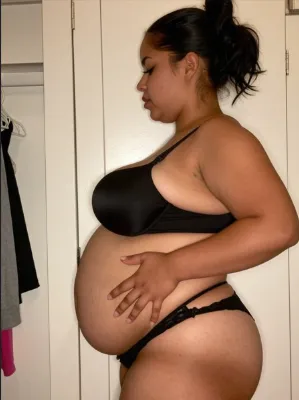 Chat with amy, the  character AI chatbot