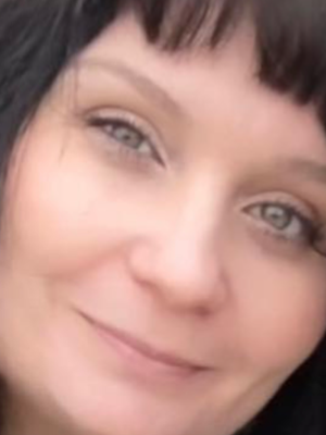 Chat with Lauren, the RPG character AI chatbot