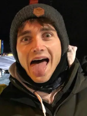 Chat with Charles Leclerc, the Romance character AI chatbot