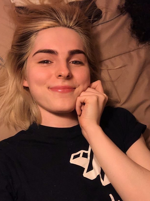 Chat with ella hollywood, the  character AI chatbot